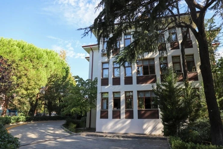 “Kamusal sağlık alanı satılamaz”